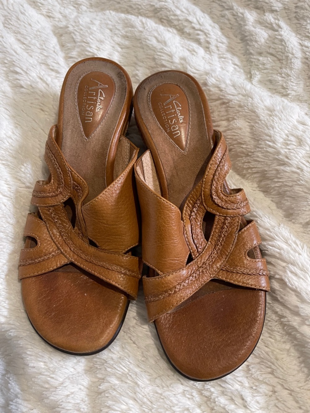 Clarks Artisan Women's Tan Braided Leather Slide Mules